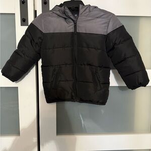 Cozy Black & Gray Puffer Coat for Kids - Size XS 4